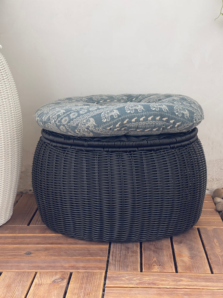 ELE LIGHT & DECOR Outdoor /Indoor Black Pouf Wicker Footstool Storage Seat With Lid